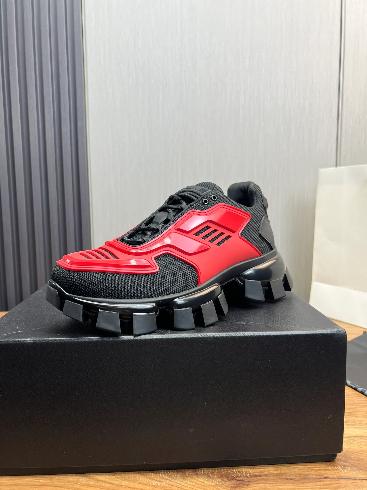 Men's shoes 💰620💰 [PRADA] Popular thick-soled shoes for couples 👩‍❤️‍👨 Available all year round ✔️Official website synchronization Original fly-knit film fabric + cowhide lining, 1⃣️ to 1⃣️ replica, original sole, 36-45 (45 made to order, non-refundable)